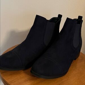 Unisa Women's Navy Ankle Boots
